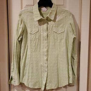 Ariat snap blouse